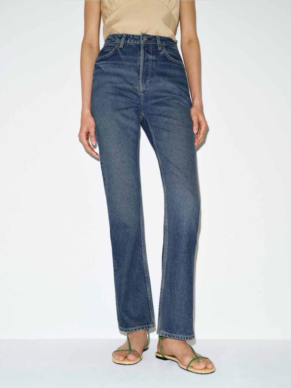 Reformation Cynthia High Rise Straight-Leg Jeans in Dark Blue